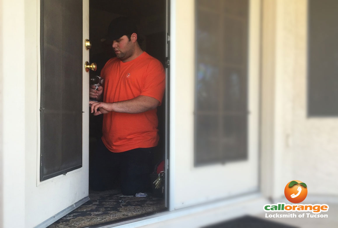 callorange residential locksmith technician